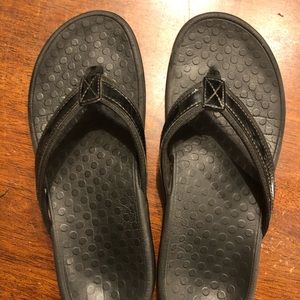 Vionic Flip Flops